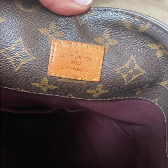 Louis Vuitton Melie - Picture 8 of 16